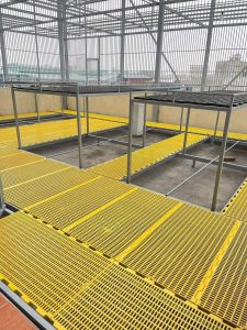 Tấm nhựa lót sàn chuồng chó